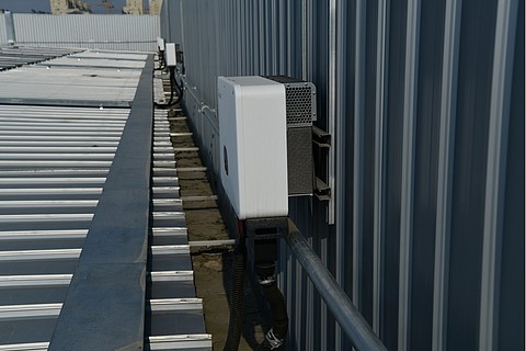 光伏逆变器 从核心设备到视觉素材的全景解读